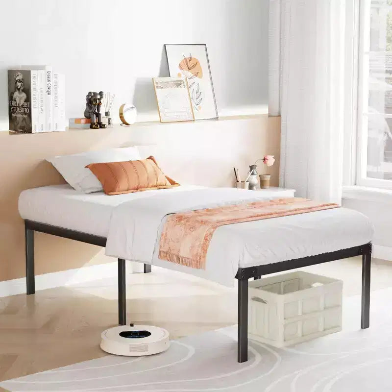 Cadre de lit MAYEERTY en bois sans ressorts, design minimaliste avec montage facile et grand espace de rangement sous le lit
