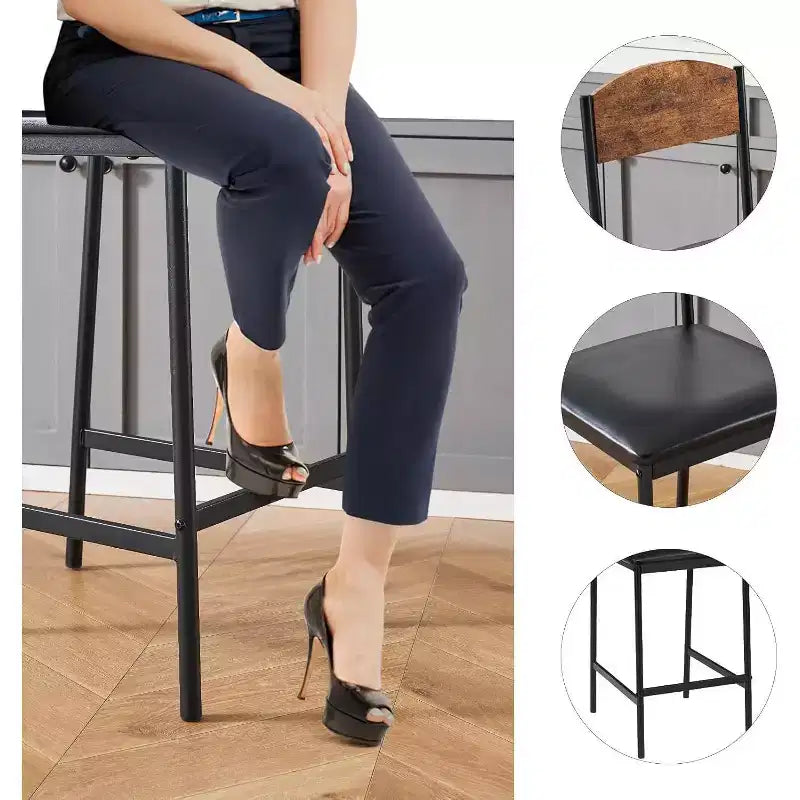 Lot de tabourets de bar, tabourets de bar rembourrés avec pieds en métal, repose-pieds et dossier, assise en PU, chaises hauteur cuisine