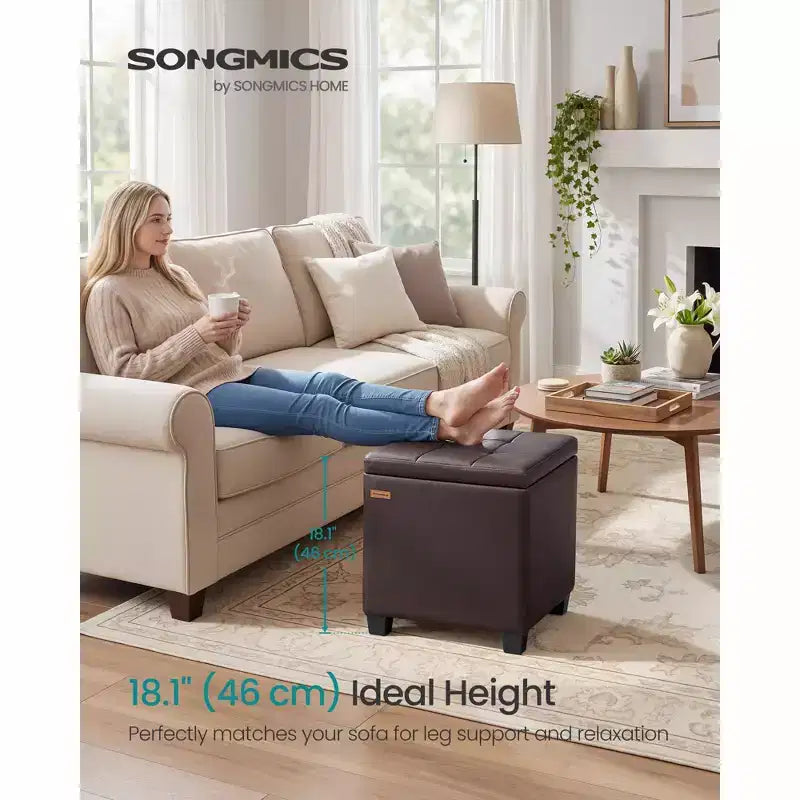 SONGMICS Pouf de rangement carré, tabouret repose-pieds avec pieds, pouf cube, 42,9 x 42,9 x 46 cm