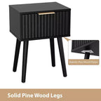 Table de chevet Karl Home 39,8 cm, noire, avec relief, panneaux de particules et MDF, mélamine et formage sous vide, 1 tiroir, pieds hauts (2 pièces)